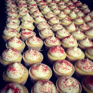 white mini cupcakes
